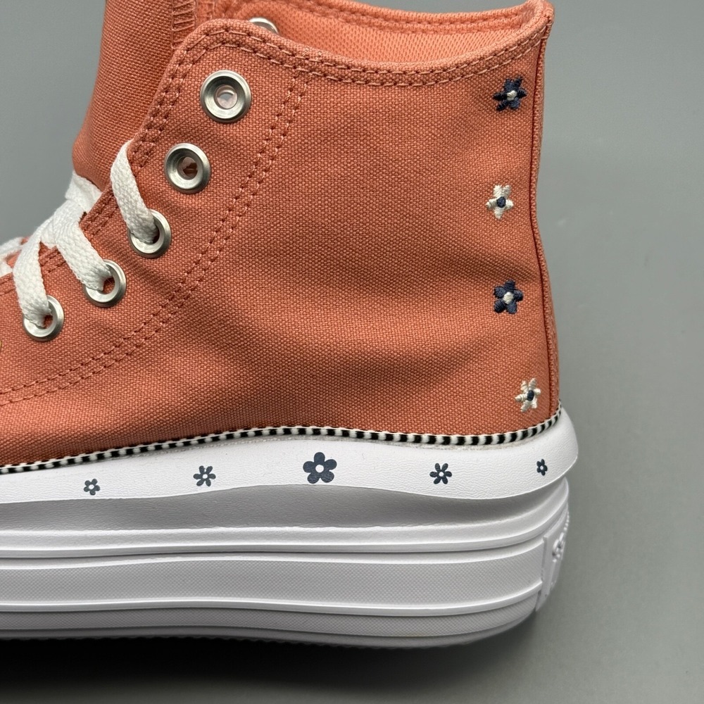 Converse Women's 9.5 Sneakers Platform Peach Embroidered Flowers A14266C - Picture 5 of 12